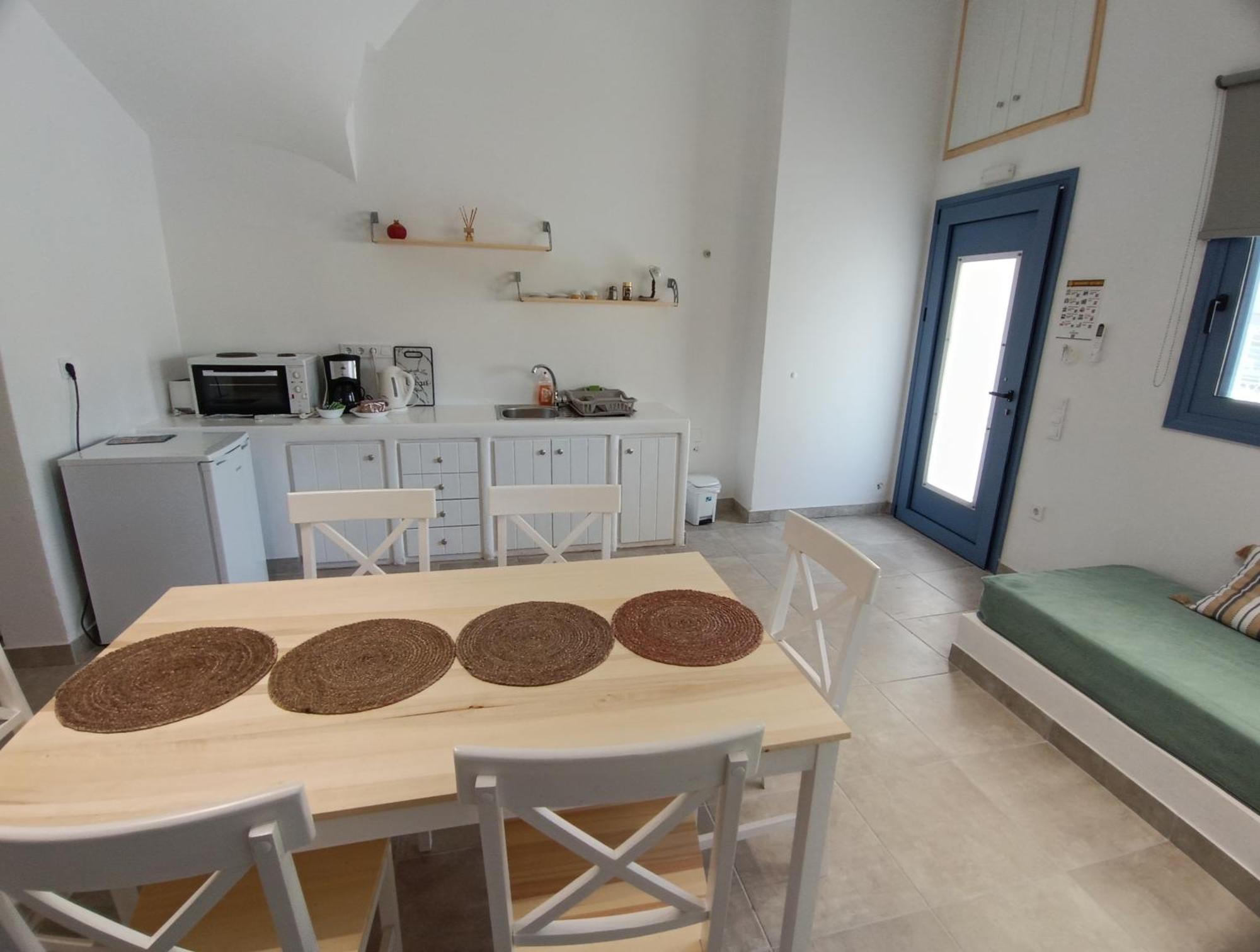 Tinos Youth Apartment Экстерьер фото